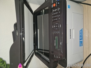 sehr gut erhaltener Laserdrucker zu verkaufen Bild 3