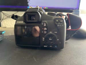 Canon EOS 1100D mit Tasche (ohne akku)