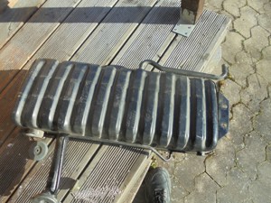 Mercedes Kühlwasserbeälter NEU Pritsche 6 Reihe Mod vor Sprinter Bild 5