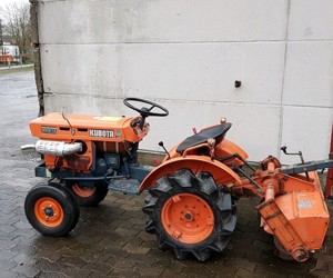 Kubota Kleintraktor  Traktor