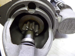 Magneti Marelli E84 0,8 12 & Bosch 0986011861,0986001215 Anlasser Fiat 124  Bild 3