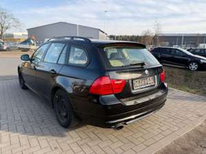 BMW 320 Baureihe 3 Touring 320i KLIMA/PDC/TÜV Bild 4