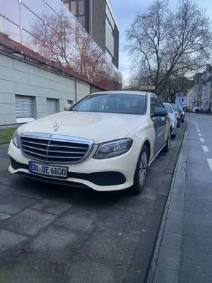 Mercedes-Benz E 200 d 9G-TRONIC Taxi