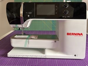 BERNINA 590 Näh- und Stickmaschine inkl. BSR