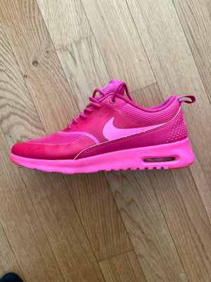 NEU Damen Trainings Sport Hallen Lauf Schuhe Sneaker "NIKE" Air Max Thea * Original Gr. 38  5 pink