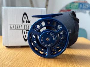 Neue Galvan Rush Lite 4LT Blue Fliegenrolle made in USA!