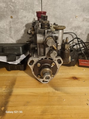 Eine Dieseleinspritzpumpe für MB 123   8 Bild 10