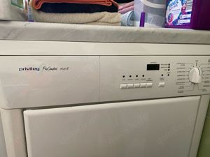 Waschmaschine und Trockner