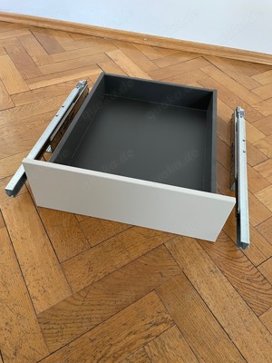 Bulthaup 3 Schubladen (neu) B8 Kiesel Bild 6