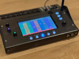Allen & Heath CQ-18T digital Audio-Mixer