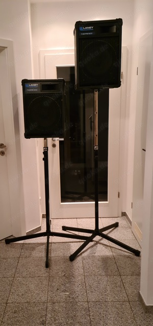 Gut erhaltene 75 Watt Boxen mit Hochständer und 2 ca 20m lange Lautsprecherkabel (Klinke-Klinke) Bild 3