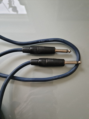 Gut erhaltene 75 Watt Boxen mit Hochständer und 2 ca 20m lange Lautsprecherkabel (Klinke-Klinke) Bild 4