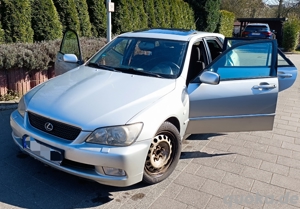 Lexus IS 200 SportCross 