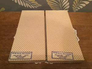 ERZGEBIRGE, VEB VERO OLBERNHAU, Alter Christbaumschmuck, Alte 2 Schachteln Holzspan Anhänger,