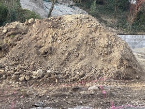 Verschenke Erdaushub