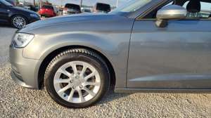 Audi A3 Sportback 1.6TDI Xenon* Navi* Euro6* 2.Hand* Bild 2