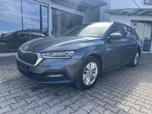 Skoda Octavia Combi 2.0TDI LED*NAVI*PDC*ALU Bild 2