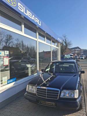 Mercedes-Benz 220