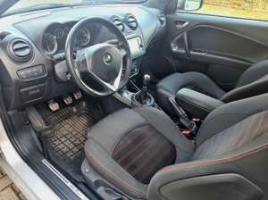 Alfa Romeo MiTo 0.9 8V Turbo TwinAir Super VELOCE-Pkt. Bild 5