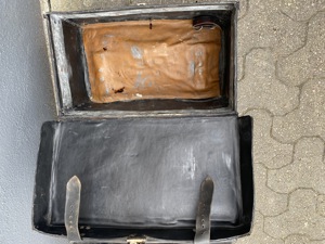 Motorradkoffer aus Leder Bild 4