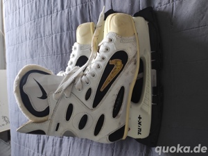 Schlittschuh von Nike