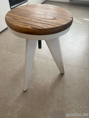 2x Barhocker, höhenverstellbar, weiß Holz
