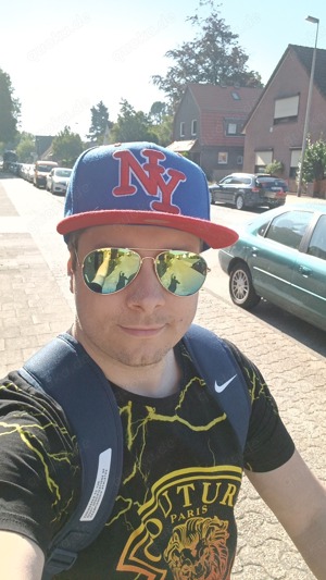 34-jähriger Mann auf der Suche nach einer ehrlichen und liebevollen Partnerschaft Bild 4