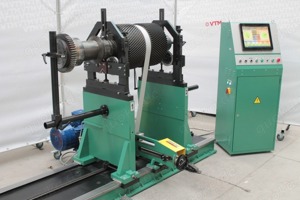 9D718 Auswuchtmaschinen für Rotoren bis zu 3000 kg