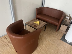 Hochwertige Lounge Couch-Sessel-Tisch   Büro