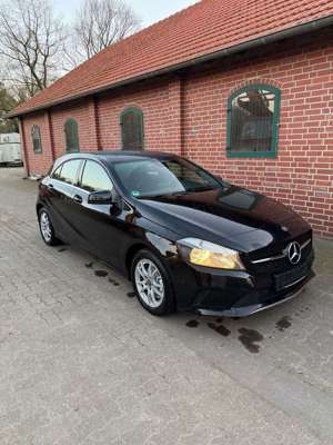 Mercedes-Benz A 180 CDI / d BlueEfficiency 7G Style Navi