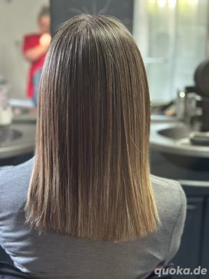 Keratin Haarglätung
