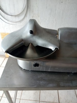 Tischkutter Scharfen 11l 3messer 2gang Guter Zustand  Bild 4