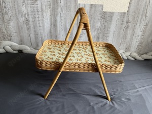 Charmanter Vintage-Tablett   Dekorativ & Praktisch!   25   VB