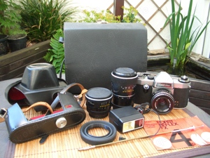 Spiegelreflex  Porst mit 3 Objektiven und mehr Zubehör. Bild 2