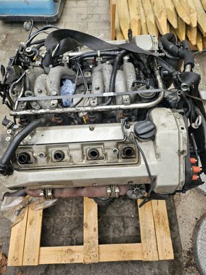 Motor 119.970 gebraucht 150.000 km Laufleistung Bild 2
