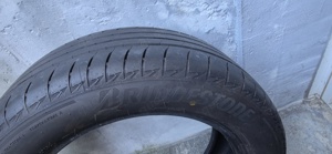 4 Reifen sind fast neu 1.800 Kilometer gefahren.