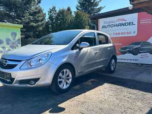 Opel Corsa CATCH ME Now/TÜV/HU-NEU/8 x Bereift/SHK/2-Hand.