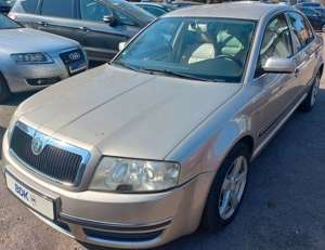 Skoda Superb 2,5 TDi Aut Klima Leder SHZ LMF PDC BC