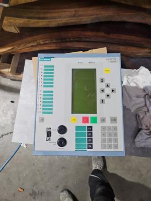 Siemens Siprotec 6MD63 6MD6325-4BA90-2AA0 EE NEU Mit Karton