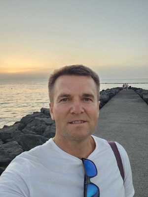Geschäftsmann 47 sucht Thailänderin oder Asiatin