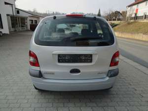 Renault Scenic 1.6 16V RT Bild 5