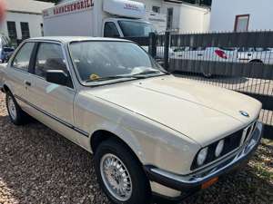 BMW 318 318i