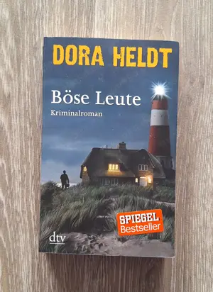 Roman von Dora Heldt - Böse Leute