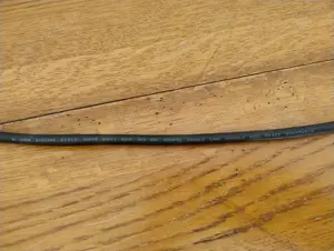 Kabel AWM E101344  Style 20276 VW-1 80 Grad C  30V, ca. 2,0 m Bild 4