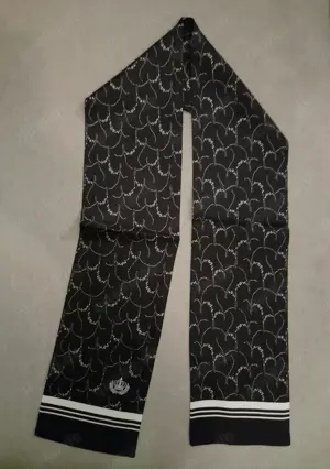 Schöner Schal von Dolce e Gabbana