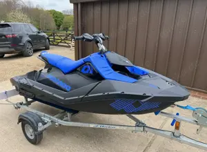Seadoo Spark Trixx 3UP, Baujahr 2022, 90 PS, mit Anhänger