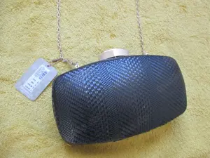 NEU m.E. Flecht Kr..o- Optik Lack- Leder Imitat Hart- Box Hand Umhänge Clutch Tasche Bag Accessorize Bild 2