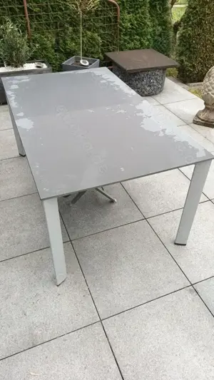 Gartentisch