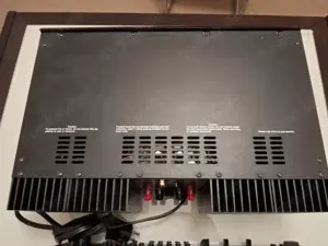 ADCOM GTP 500 + GFA 555 Endstufe Bild 3