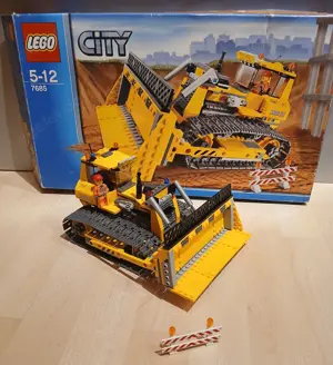 LEGO Bulldozer 7685
